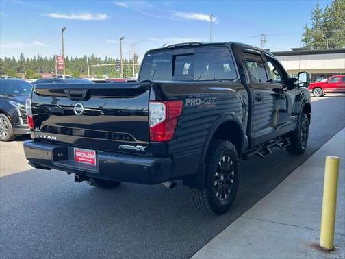 2017 Nissan Titan PRO-4X