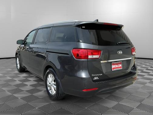 Platinum Graphite 2018 Kia Sedona LX