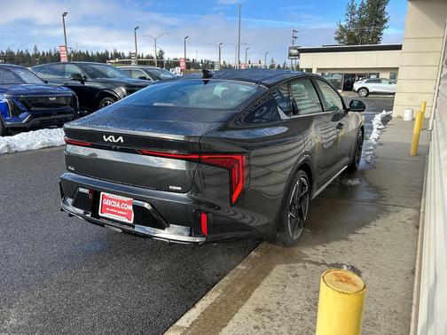 2025 Kia K4 GT-Line