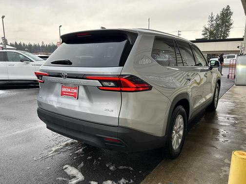 2025 Toyota Grand Highlander XLE