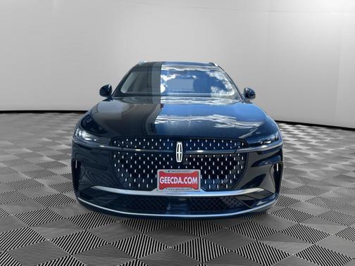 Infinite Black Metallic Clearcoat 2024 Lincoln Nautilus Reserve