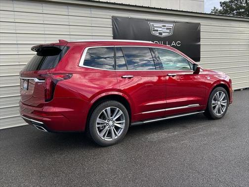2025 Cadillac XT6 Premium Luxury FWD