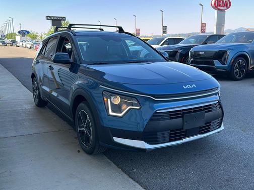 2025 Kia Niro EX