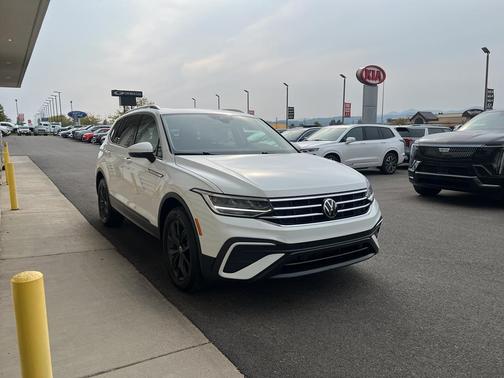 2024 Volkswagen Tiguan 2.0T SE
