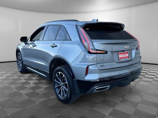 Mineral Grey Metallic 2024 Cadillac XT4 Sport