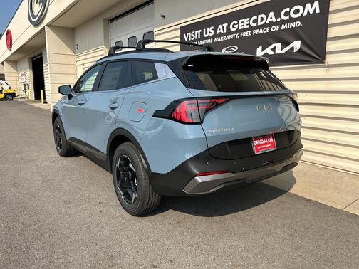 2026 Kia Sportage Hybrid EX