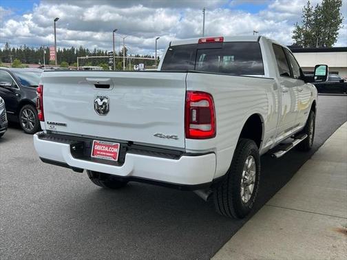 2024 RAM 2500 Laramie Crew Cab 4x4 6'4' Box
