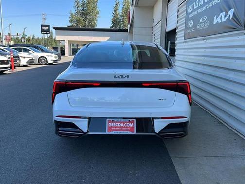 2026 Kia K5 GT-Line