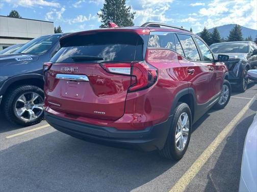 2023 GMC Terrain SLE