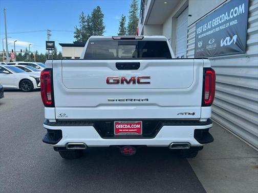2024 GMC Sierra 1500 AT4