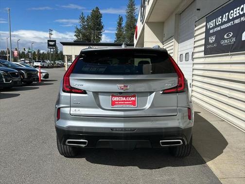 2024 Cadillac XT4 Premium Luxury