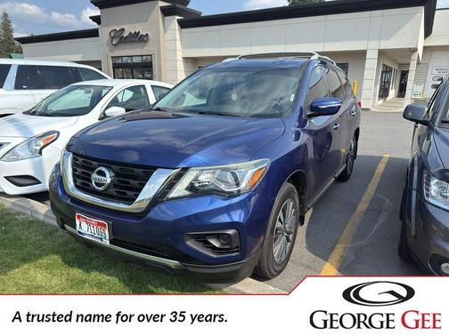 2017 Nissan Pathfinder S