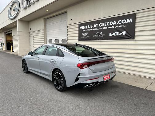 2023 Kia K5 GT-Line