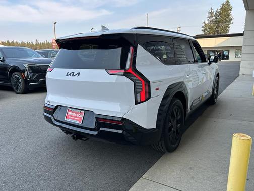 2026 Kia EV9 Land