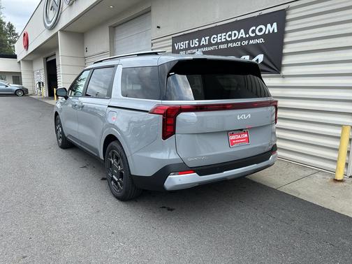 2026 Kia Carnival Hybrid EX