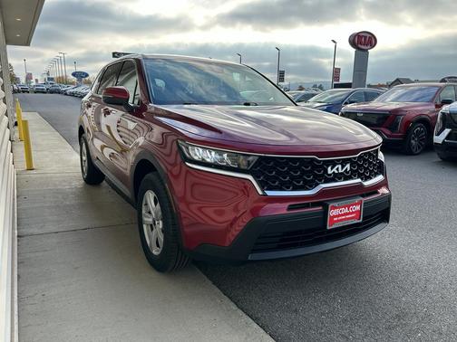 2022 Kia Sorento LX
