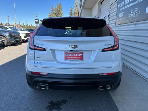 2023 Cadillac XT4 Sport