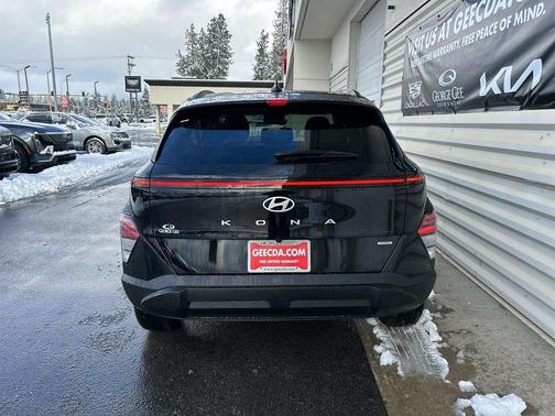 2024 Hyundai KONA SEL