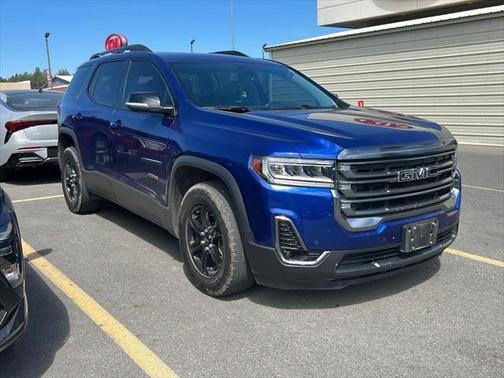 2023 GMC Acadia AWD AT4