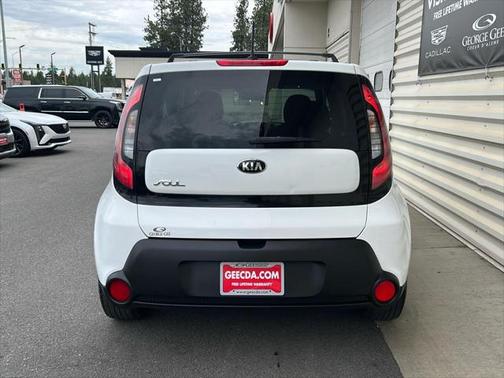 2016 Kia Soul Base