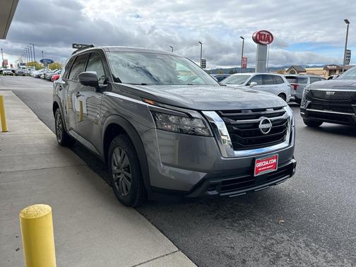 2024 Nissan Pathfinder SV 4WD