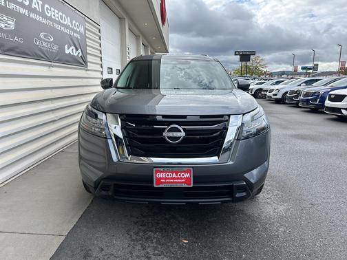 2024 Nissan Pathfinder SV 4WD