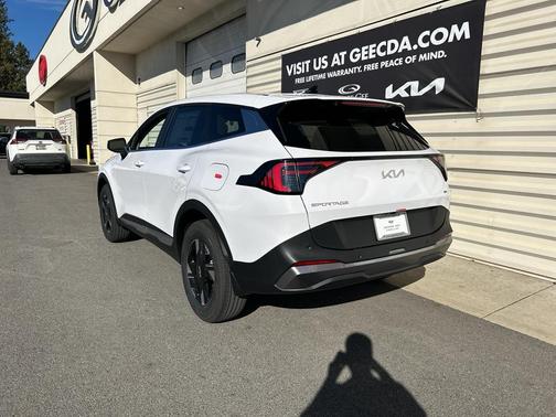 2026 Kia Sportage LX