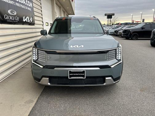 2024 Kia EV9 Land