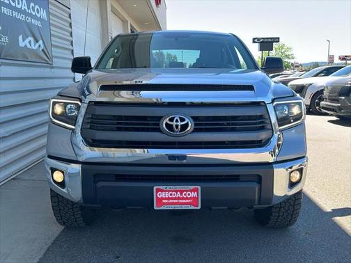 2015 Toyota Tundra SR5