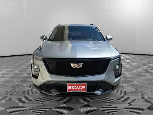 Mineral Grey Metallic 2024 Cadillac XT4 Sport