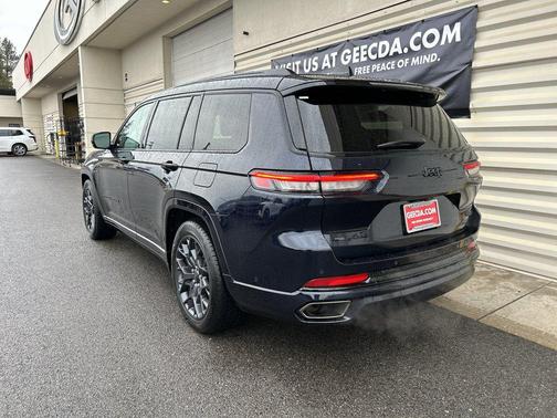 2023 Jeep Grand Cherokee L Summit Reserve