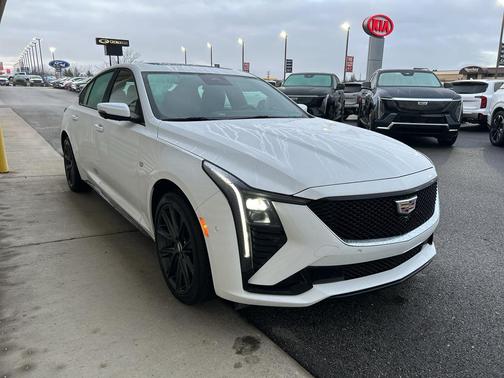 2025 Cadillac CT5 Sport