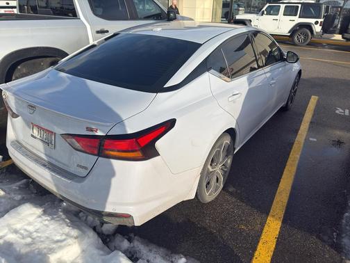 2023 Nissan Altima SR Intelligent AWD