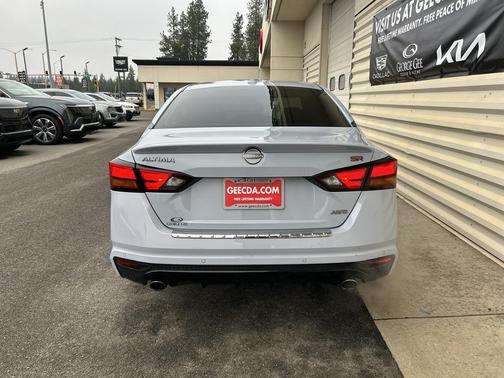 2023 Nissan Altima SR Intelligent AWD