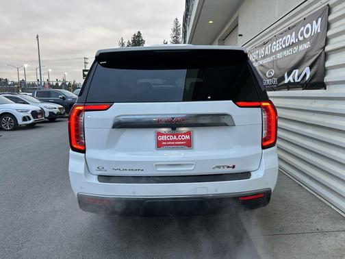 2024 GMC Yukon AT4