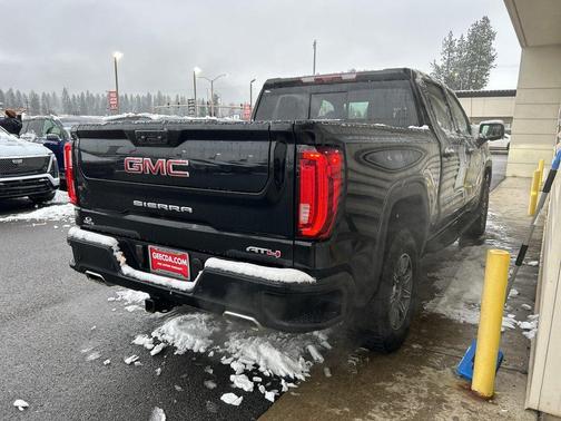 2024 GMC Sierra 1500 AT4