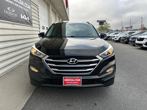 2017 Hyundai TUCSON SE Plus