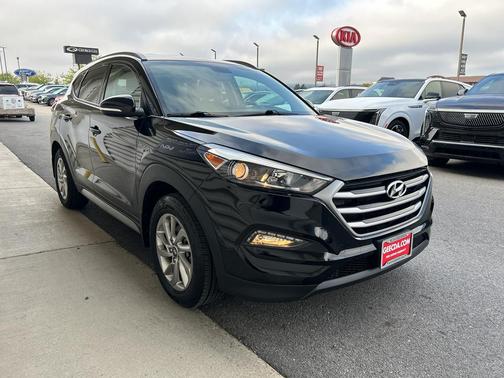 2017 Hyundai TUCSON SE Plus