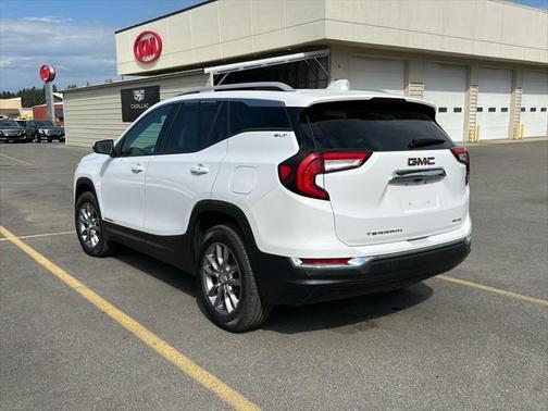 2022 GMC Terrain SLT