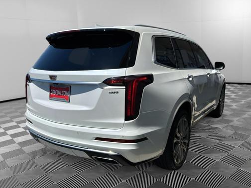 Crystal White Tricoat 2022 Cadillac XT6 Premium Luxury AWD