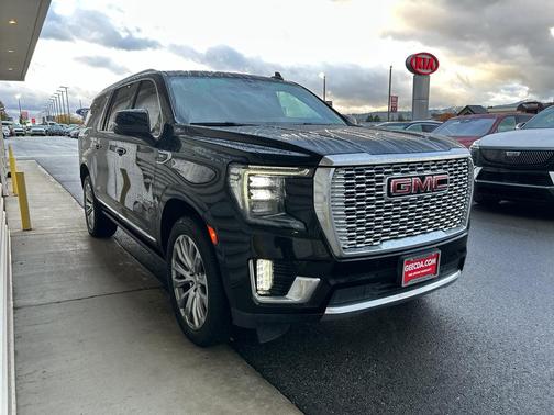 2022 GMC Yukon XL Denali