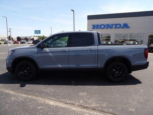 Sonic Gray Pearl 2026 Honda Ridgeline Black