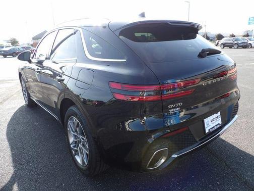 Vik Black 2025 Genesis GV70 2.5T AWD