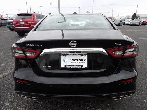 2023 Nissan Maxima SL