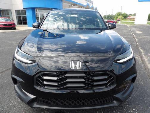 Crystal Black Pearl 2026 Honda HR-V AWD Sport