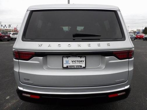 2023 Jeep Wagoneer Series III