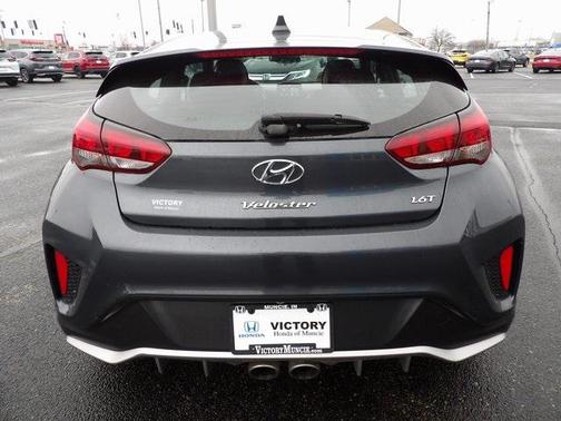 2019 Hyundai Veloster Base
