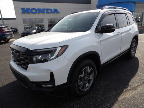 2023 Honda Passport AWD TrailSport