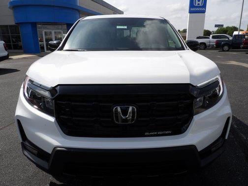 Platinum White Pearl 2026 Honda Ridgeline Black