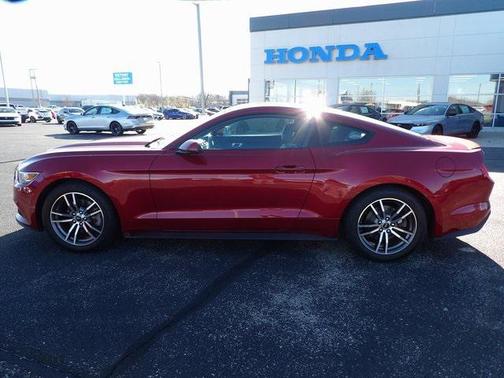 2017 Ford Mustang EcoBoost Premium